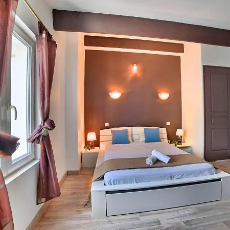 Holiday home Les Oyats By Interhome Dolus-d'Oleron