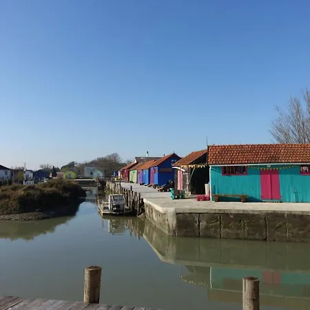Les Oyats By Interhome Holiday home Dolus-d'Oleron